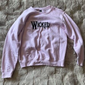 Gildan Light Pink Crewneck Sweatshirt with Black Neck Tag